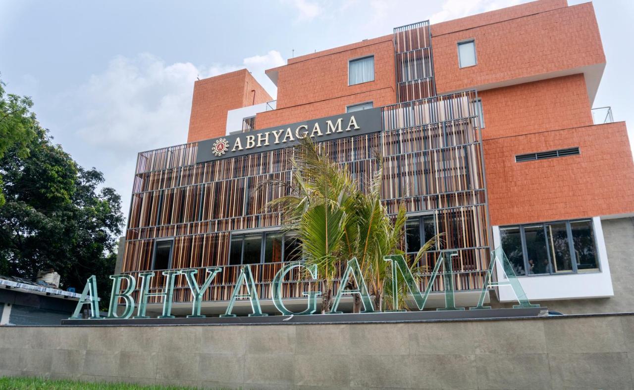 Abhyagama Hotel Дигха Екстериор снимка