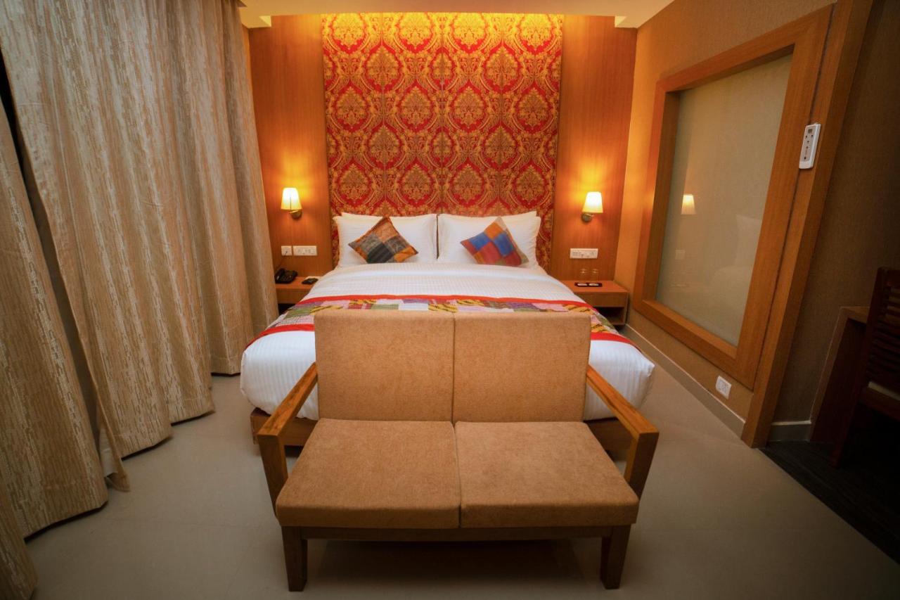 Abhyagama Hotel Дигха Екстериор снимка