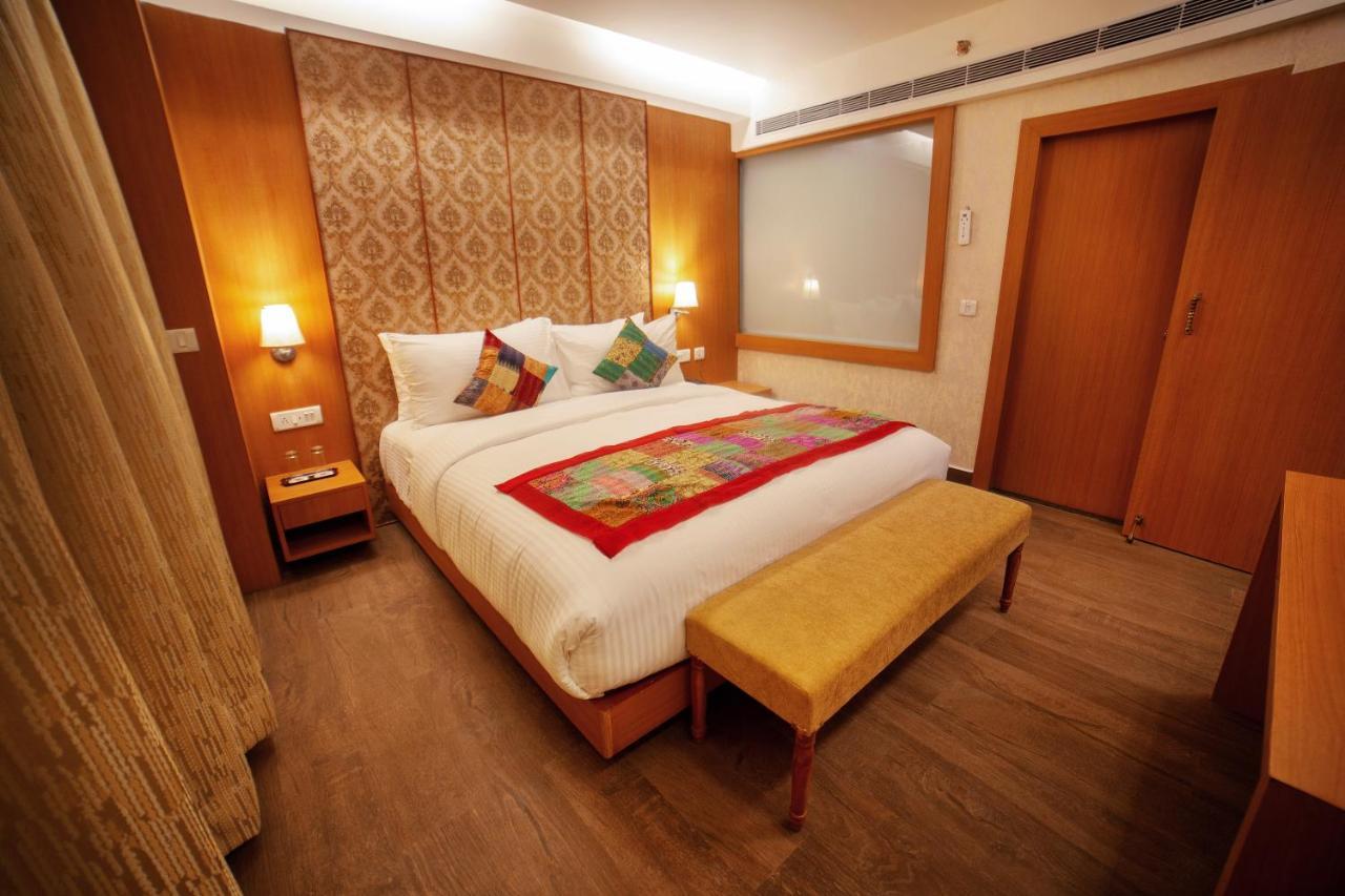 Abhyagama Hotel Дигха Екстериор снимка