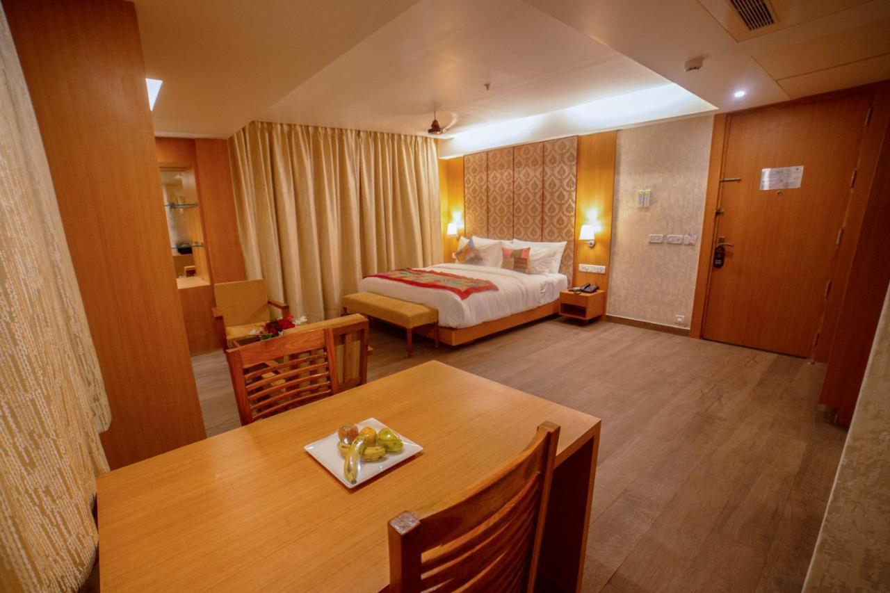 Abhyagama Hotel Дигха Екстериор снимка