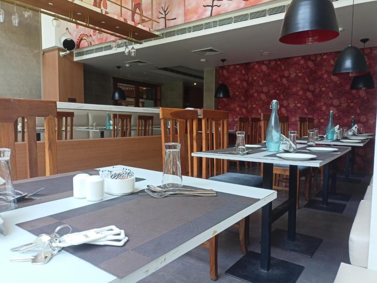 Abhyagama Hotel Дигха Екстериор снимка